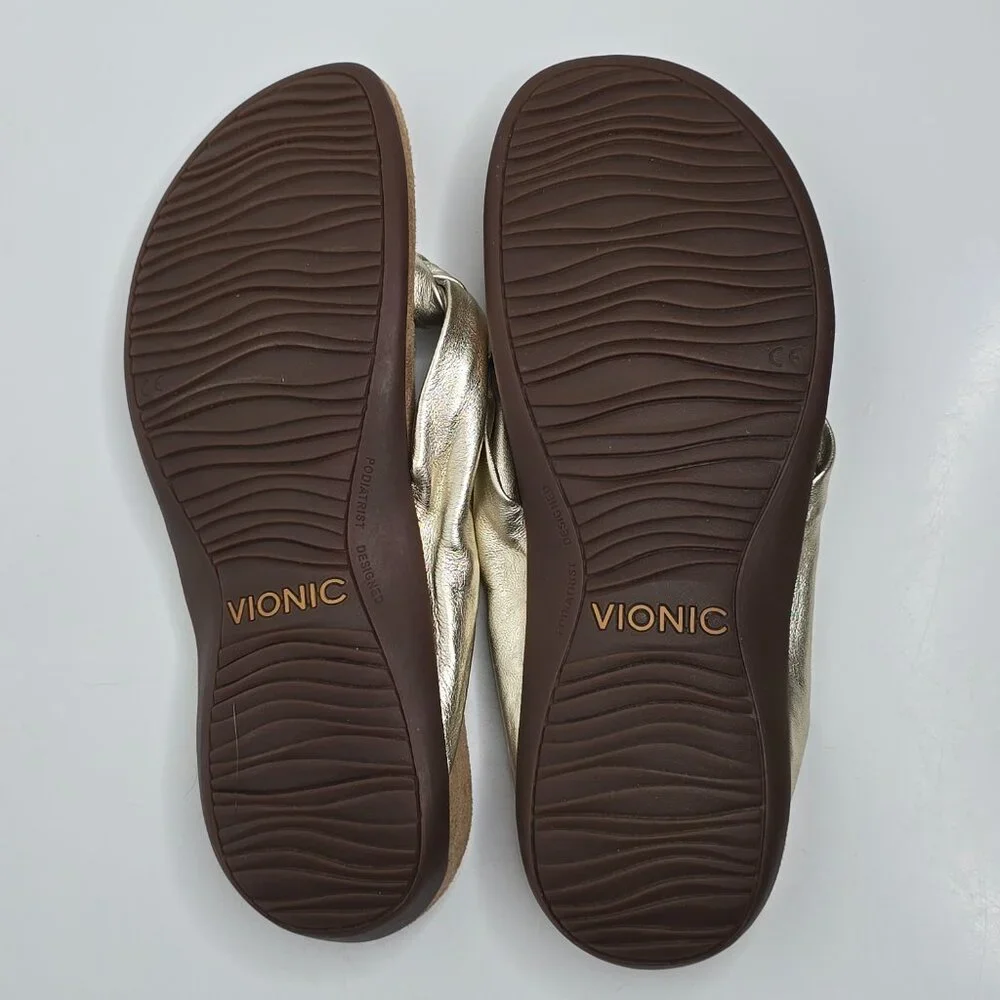 Vionic Womens Pippa Size 9.5 Gold Sandals Orthotic‎ Thong Slip On Comfort